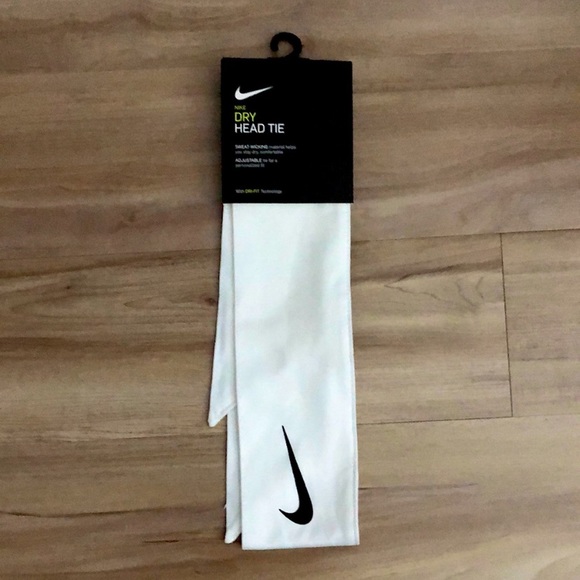 Nike Accessories - New Nike Headband Tie